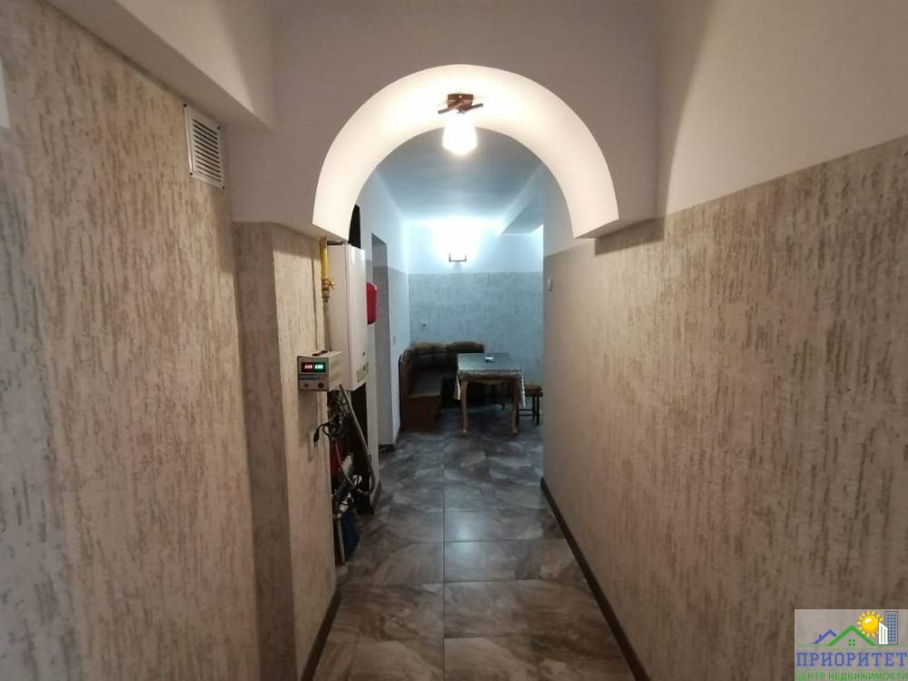 photo_5239985566164653077_y