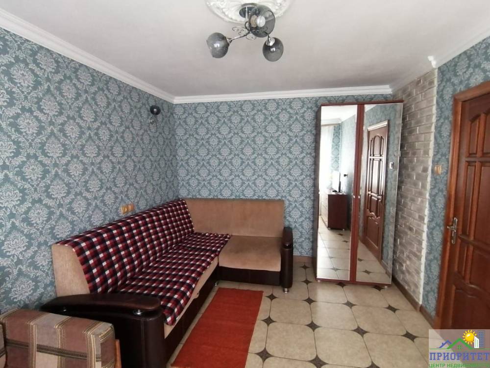 photo_5239985566164653076_y