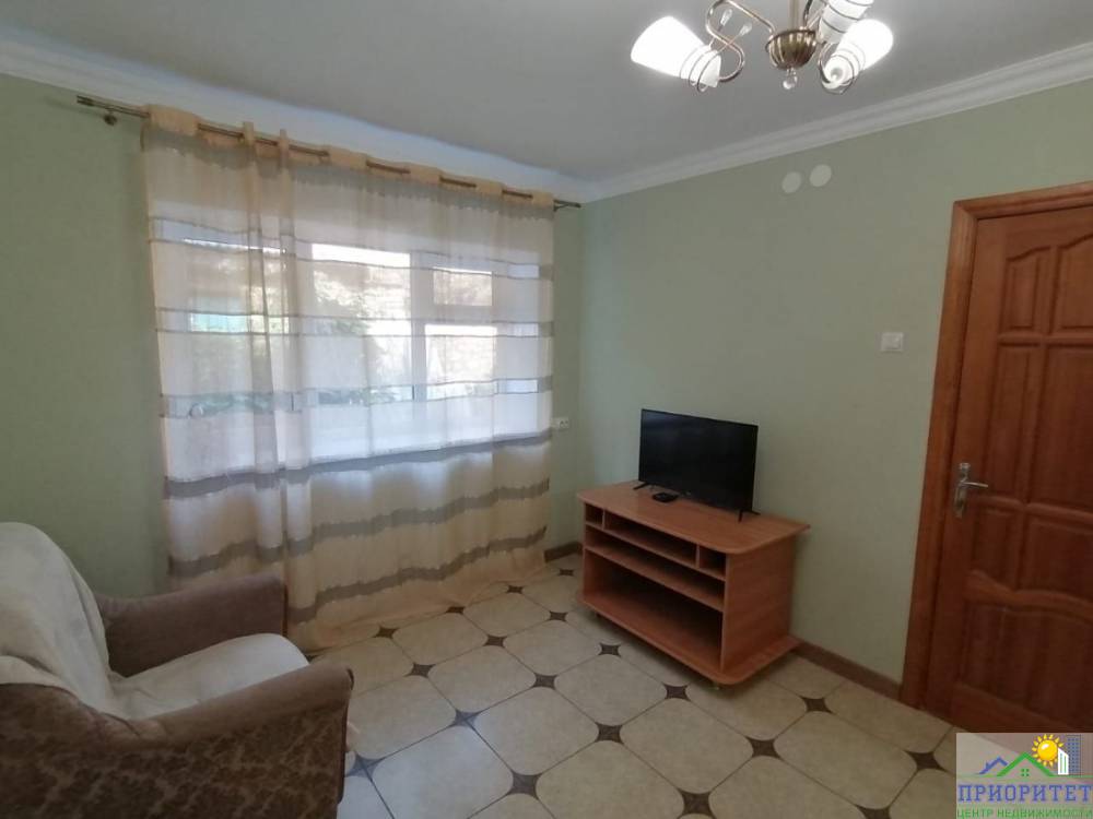 photo_5239985566164653084_y