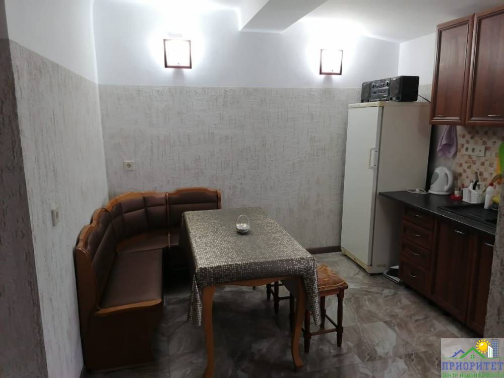 photo_5239985566164653082_y