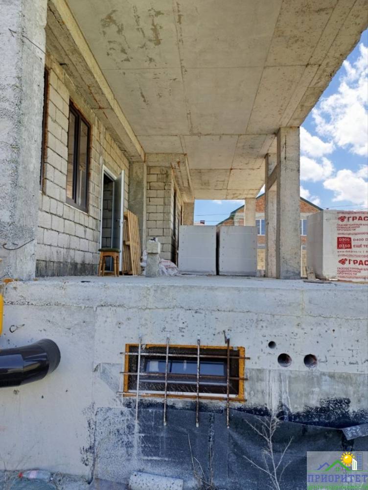 photo_5237803203087245400_y