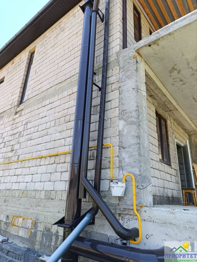 photo_5237803203087245401_y