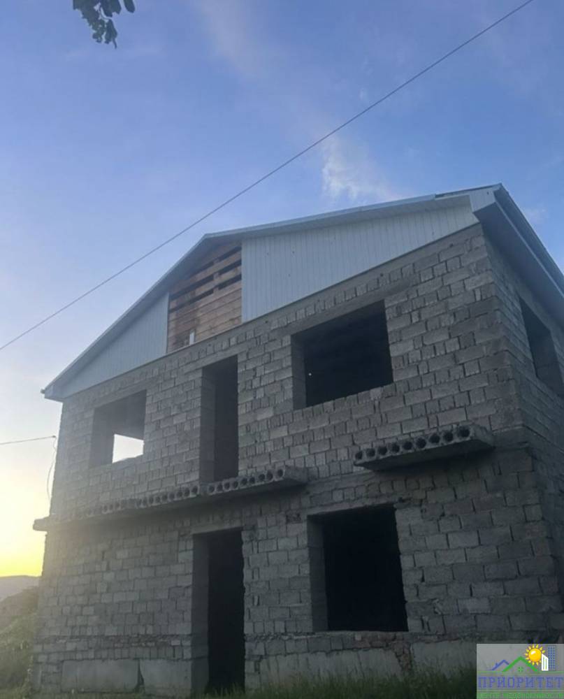 photo_5240197746139009322_y