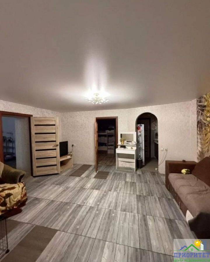 photo_5253490167408956758_y