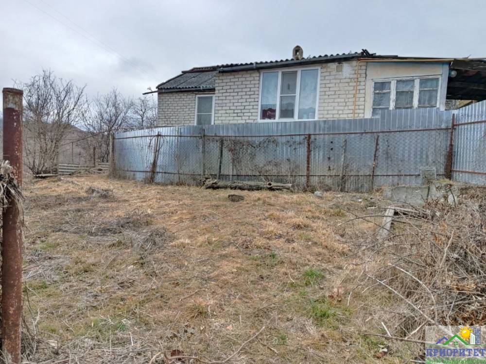 photo_5253516134781228798_y