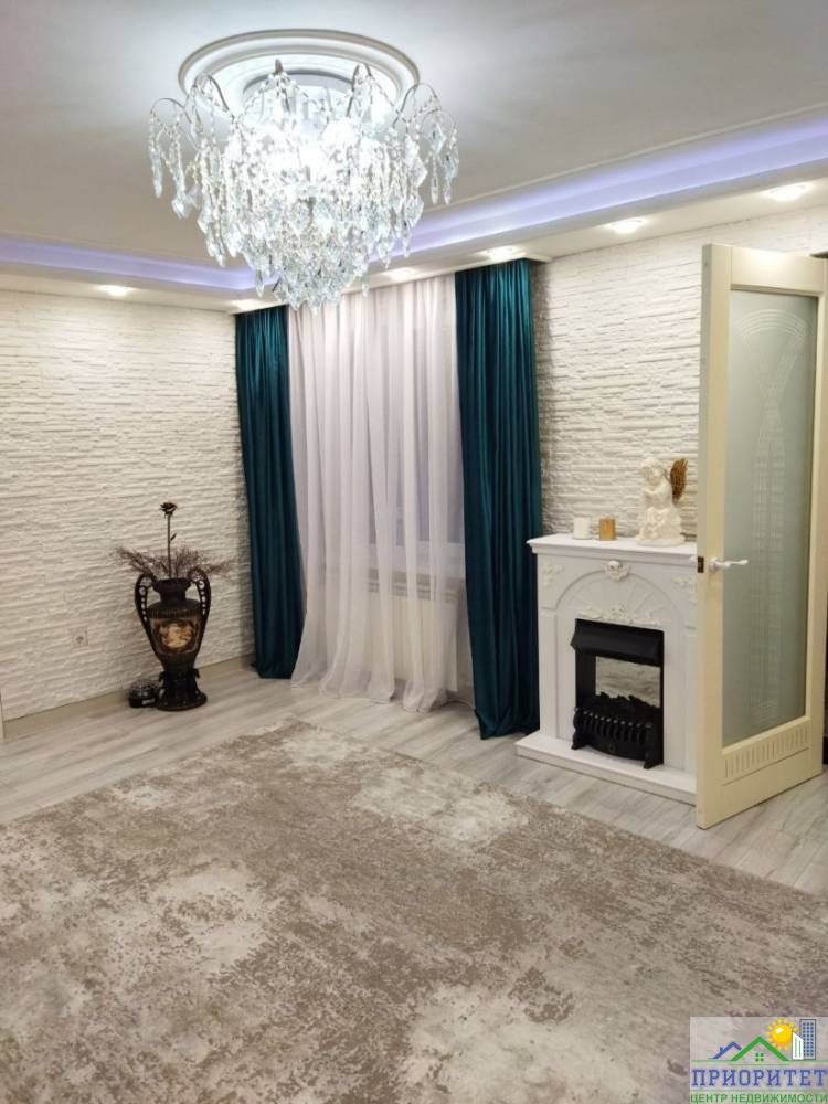 photo_5336972503299517283_y