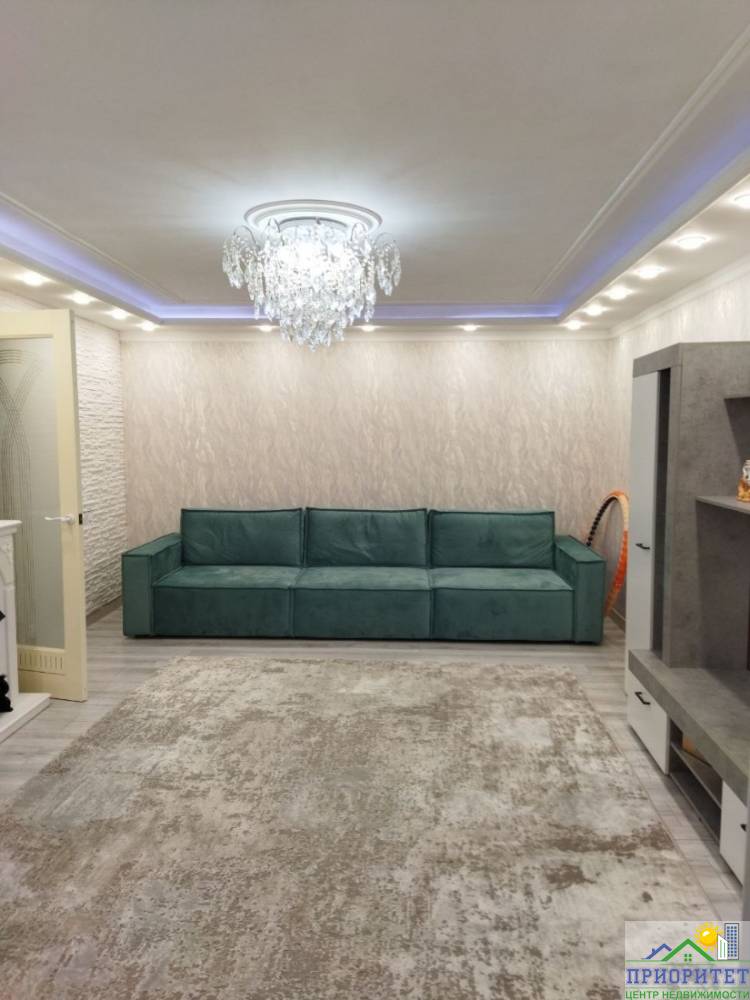 photo_5336972503299517285_y