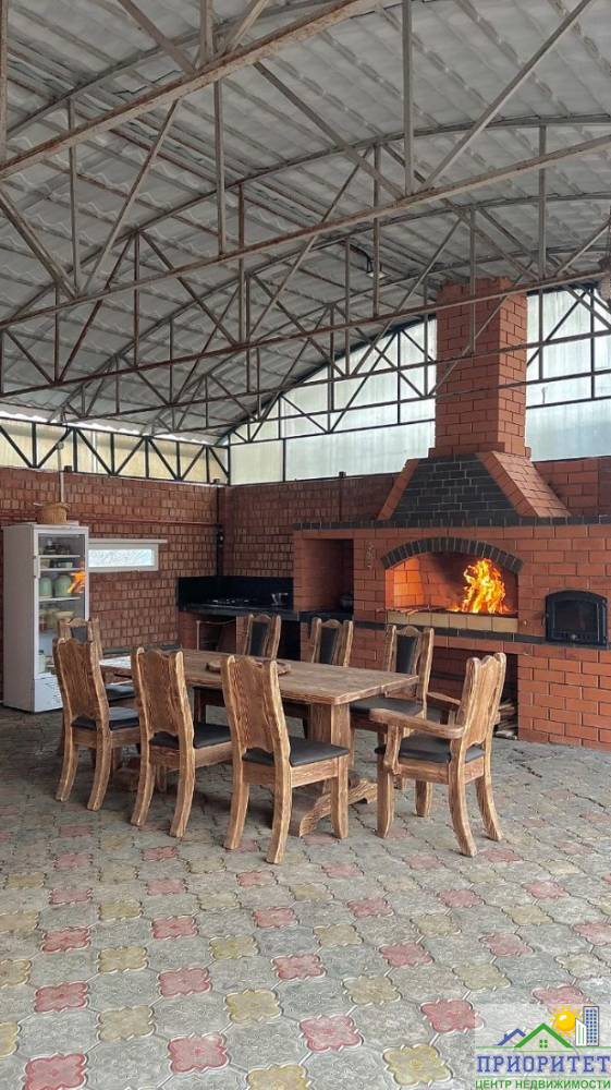 photo_5253602570998060596_y