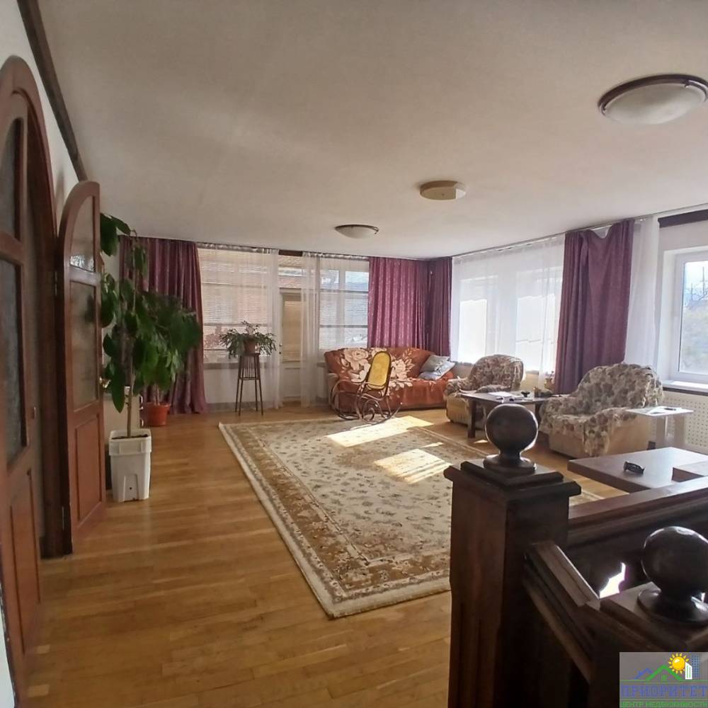 photo_5258284420358150655_y