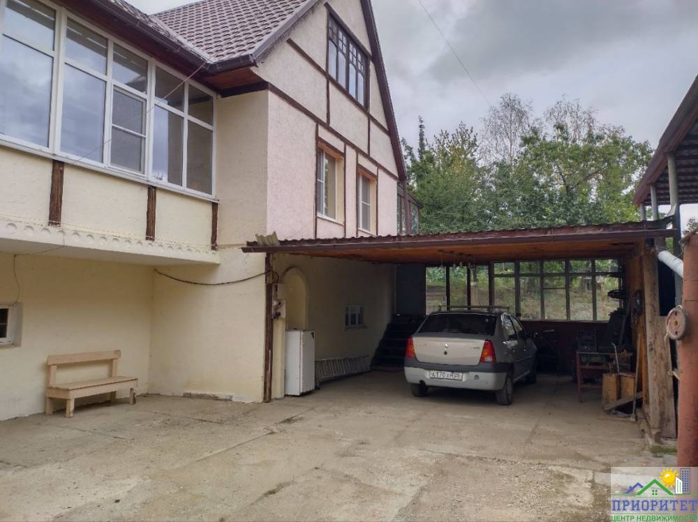 photo_5258284420358150628_y