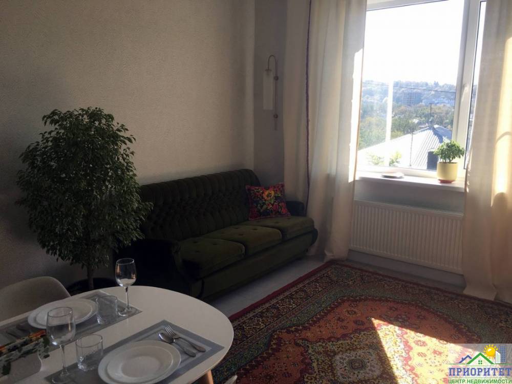 photo_5262816697482155258_y