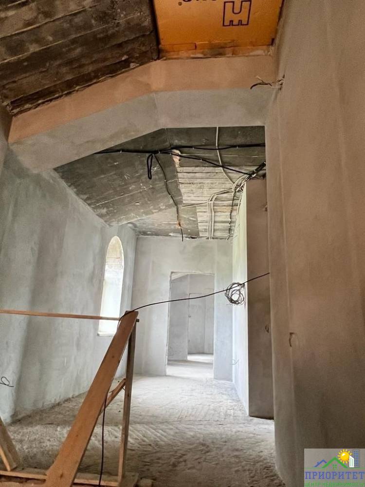 photo_5276346239601546748_y