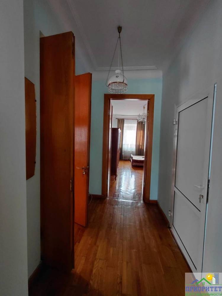 photo_5275988039329059685_y