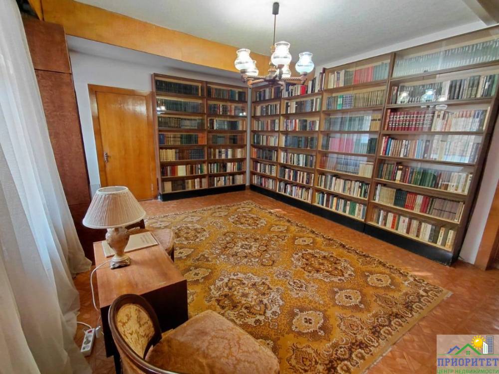 photo_5275988039329059666_y