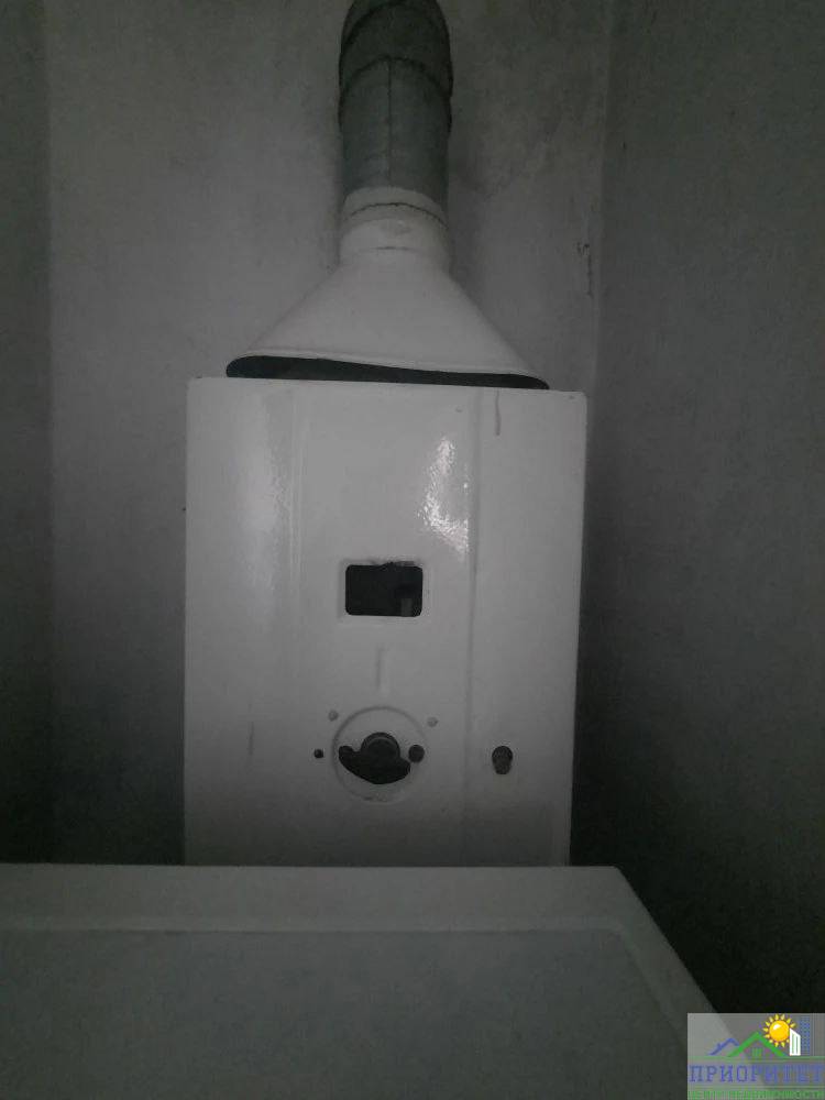 photo_5276346239601547384_y