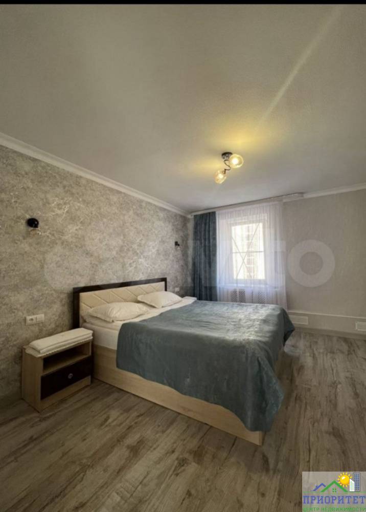 photo_5278559839976102067_y