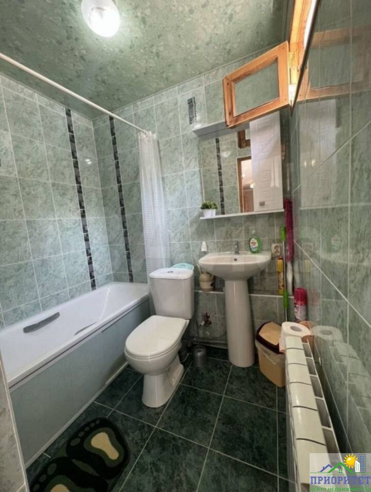 photo_5278559839976102062_y