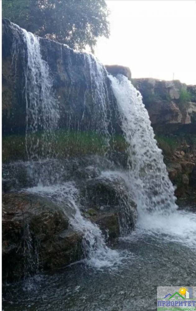 photo_5278559839976102068_y