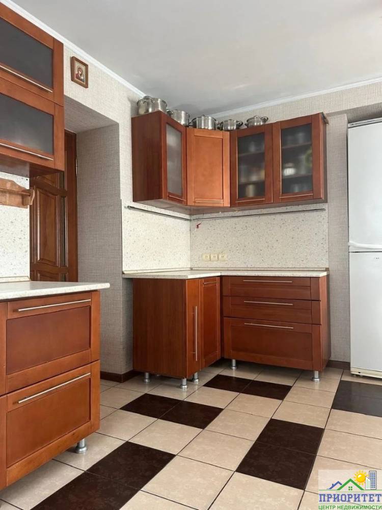 photo_5278270427899832234_y