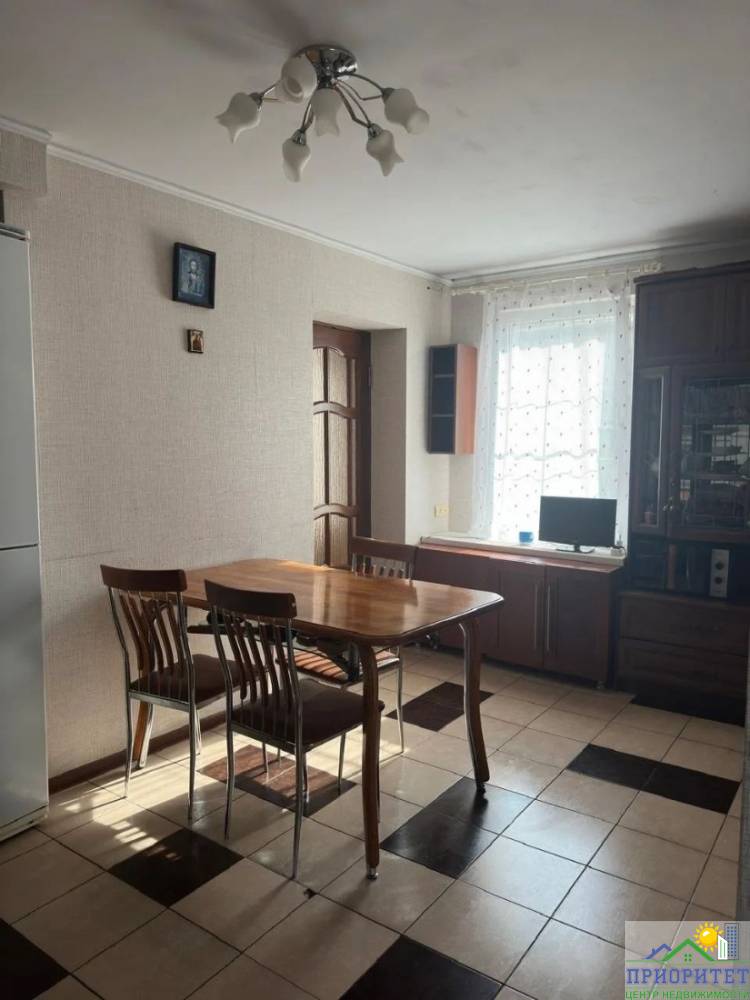 photo_5278270427899832236_y