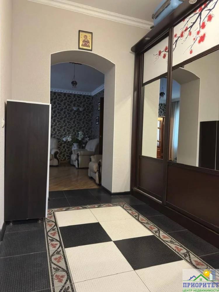 photo_5278270427899832238_y