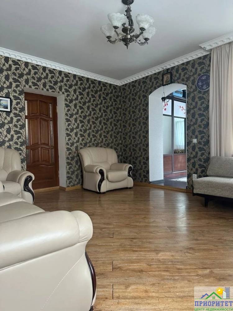 photo_5278270427899832230_y