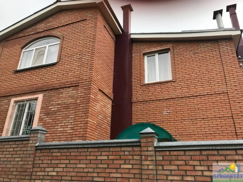 photo_5283063439603471998_y