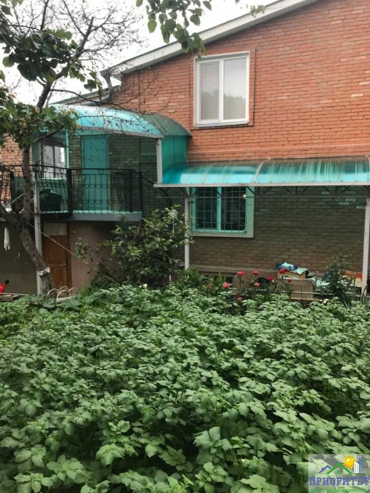 photo_5283063439603472014_y