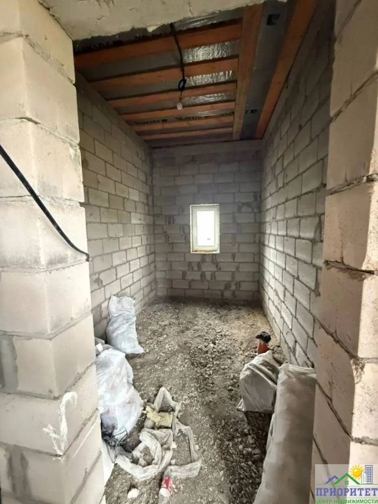 photo_5283063439603472661_y