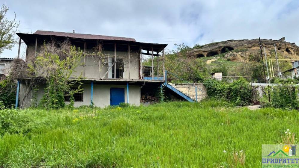 photo_5284993438992503383_y