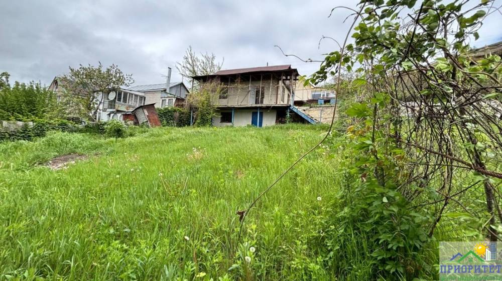 photo_5284993438992503385_y