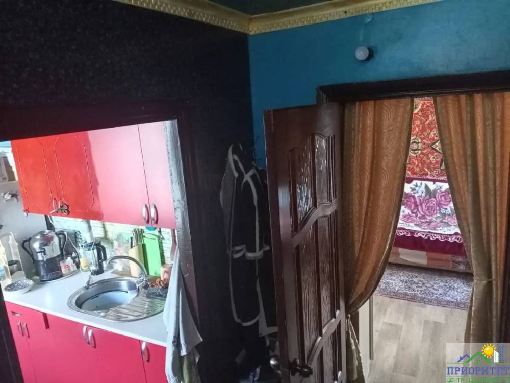 photo_5285490289399240260_y