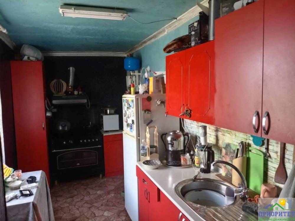 photo_5285490289399240261_y