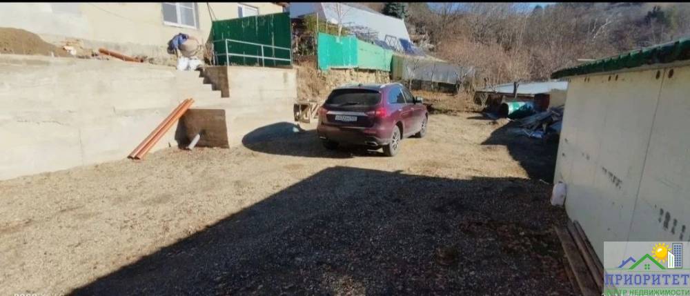 photo_5296467006037104153_y