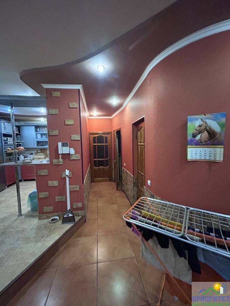 photo_5285342787337393233_y