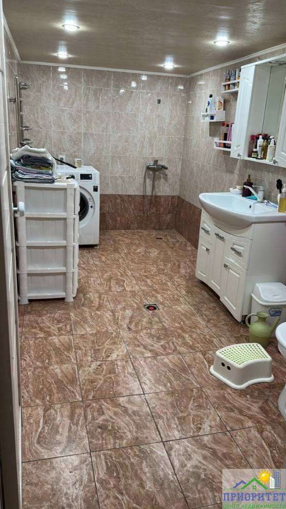 photo_5278523955524343887_w