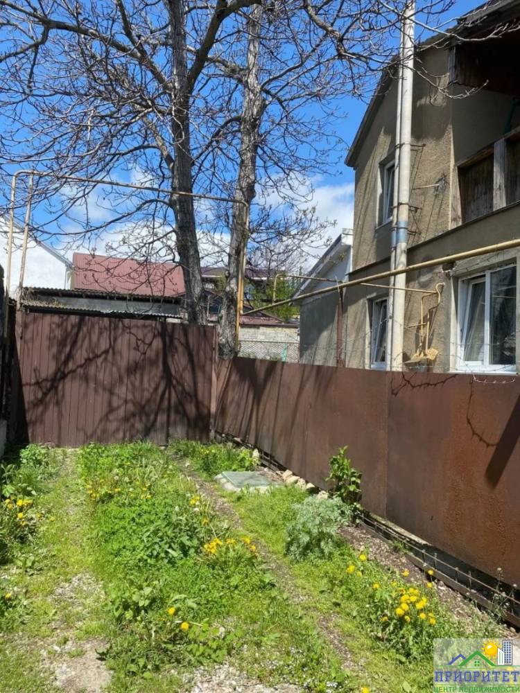 photo_5298718805850790120_y