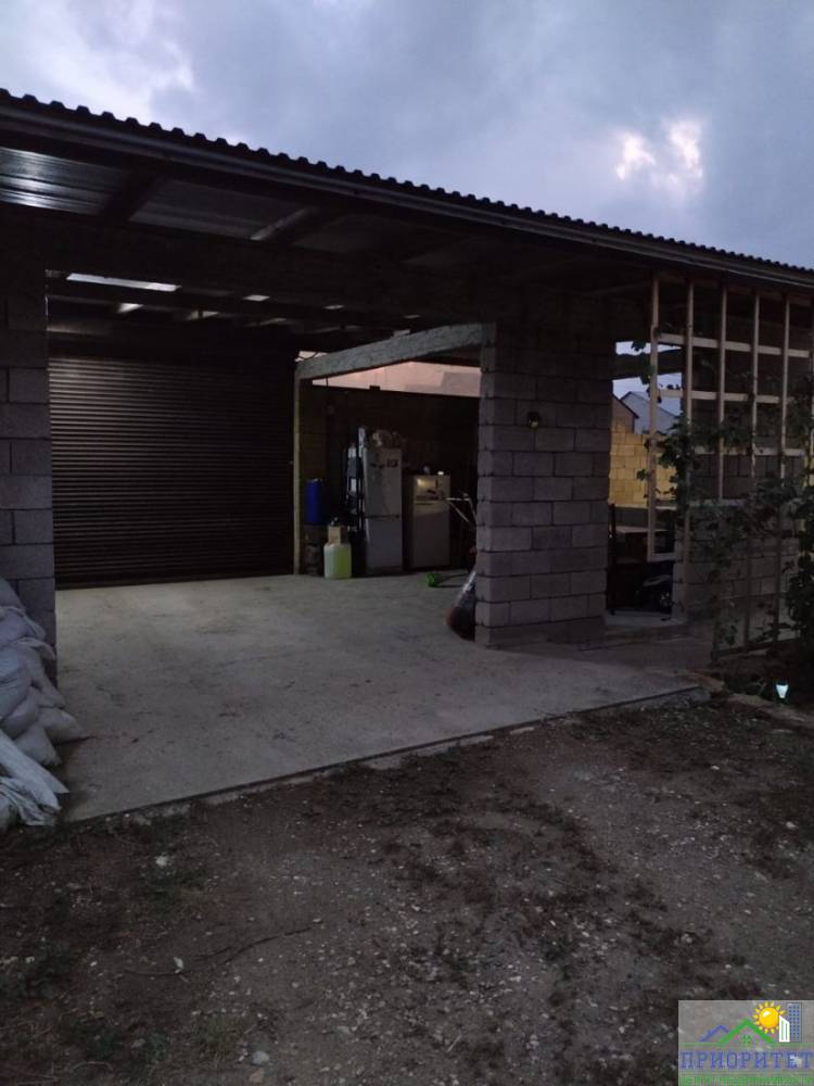 photo_5300941498671109788_y