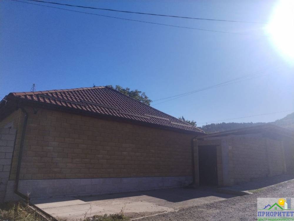 photo_5300941498671109782_y