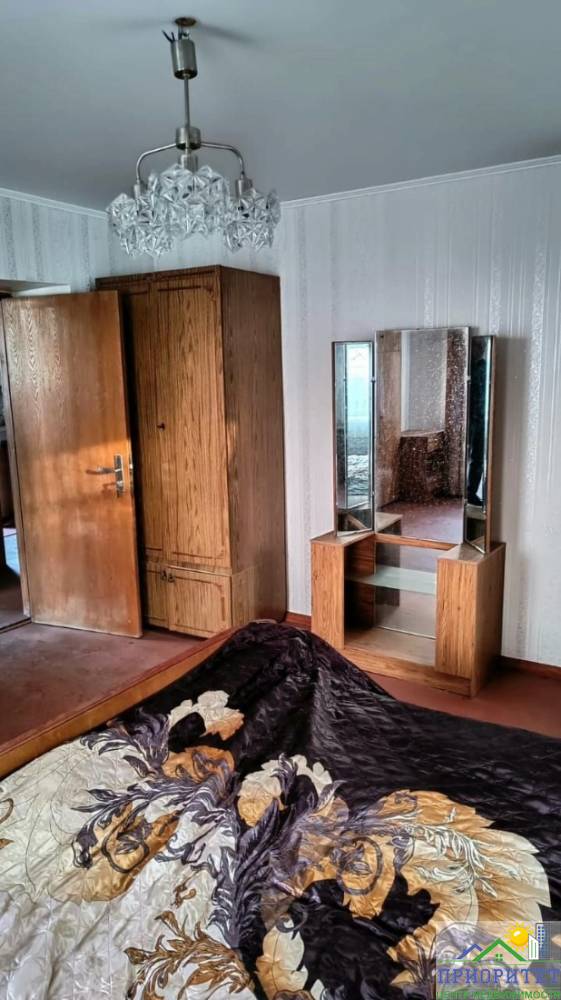 photo_5303193298484794009_y