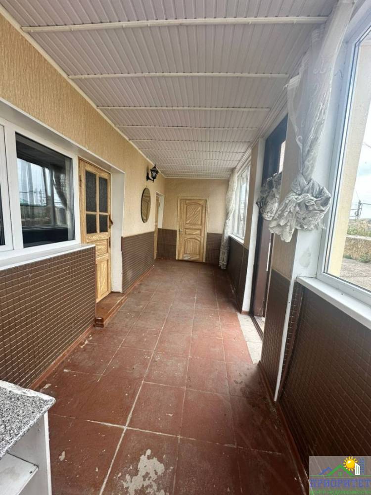 photo_5303312715755493086_y