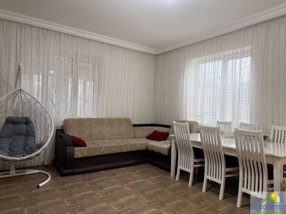 photo_5303269448254953416_y