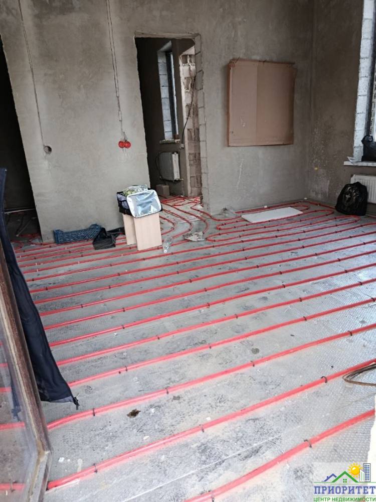 photo_5314428104002442216_y