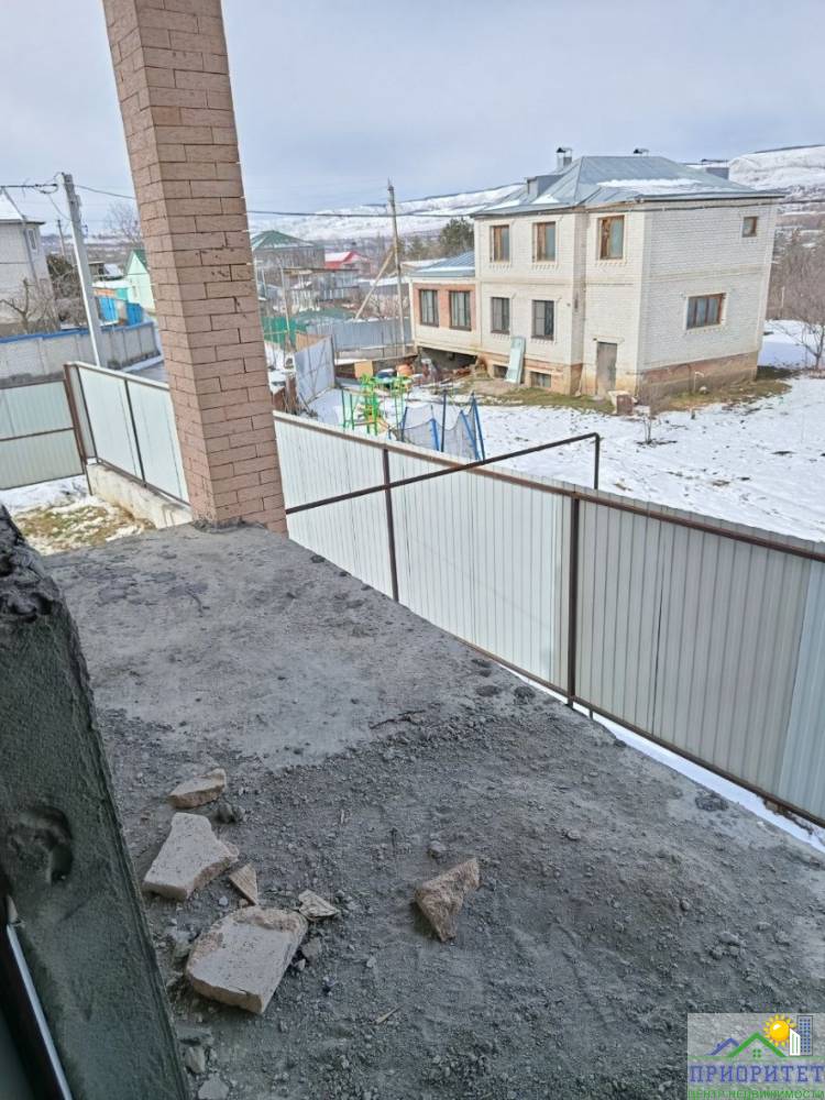 photo_5314428104002442204_y