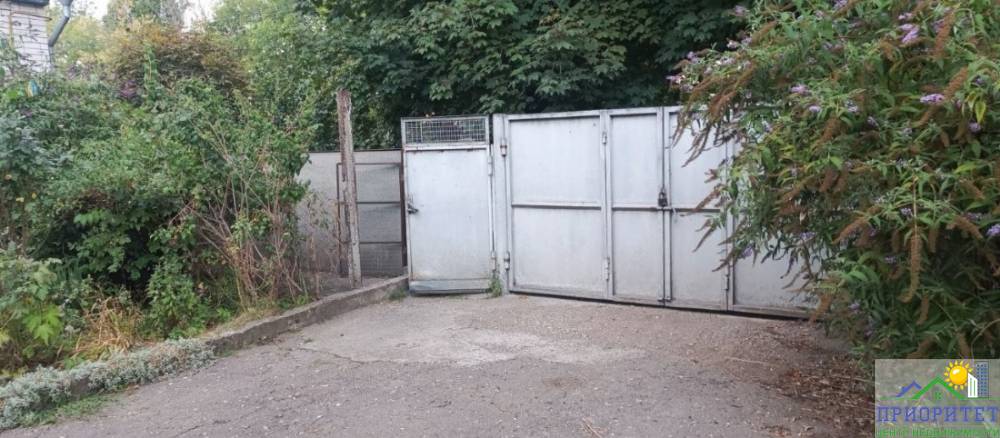 photo_5305482185341080279_y