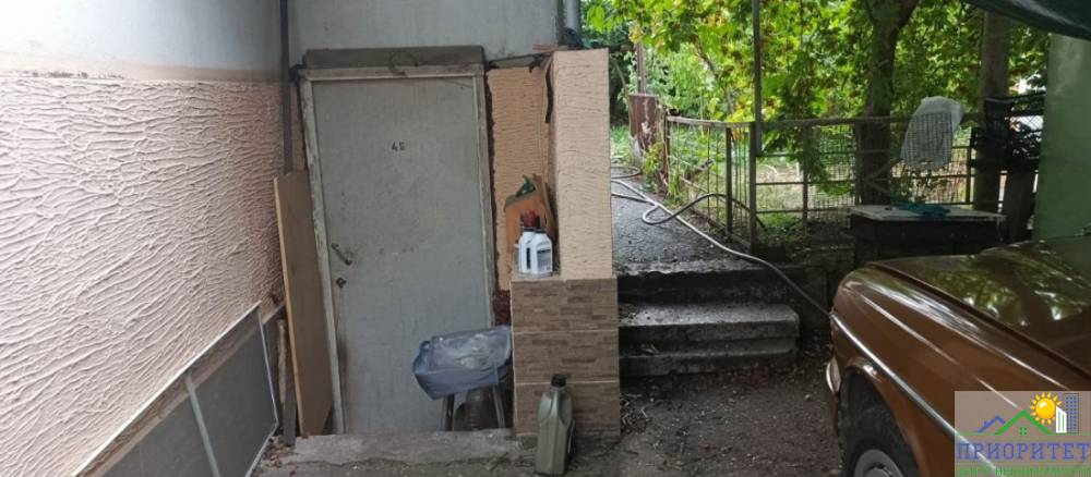 photo_5305666972014023166_y