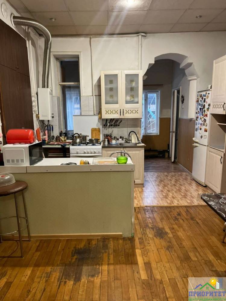 photo_5316704629942852046_y