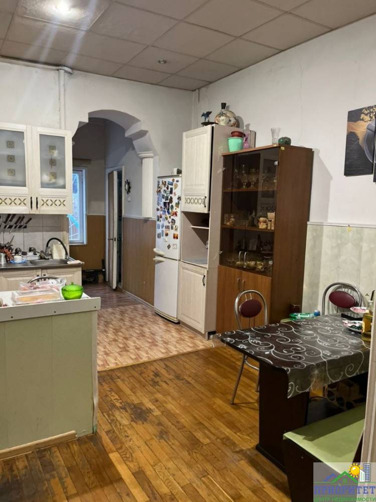 photo_5316704629942852054_y