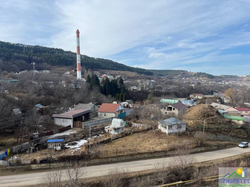 photo_5323735560125879280_y