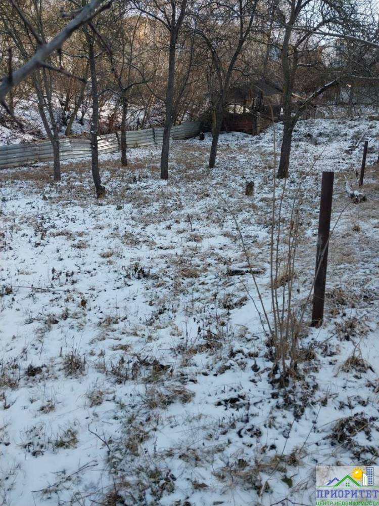 photo_5345775232049943540_y